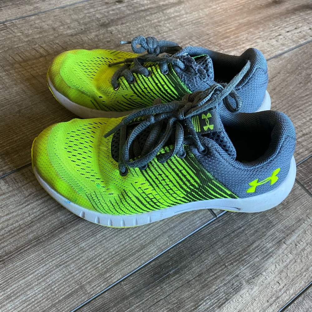 Under Armour shoes - Size 13